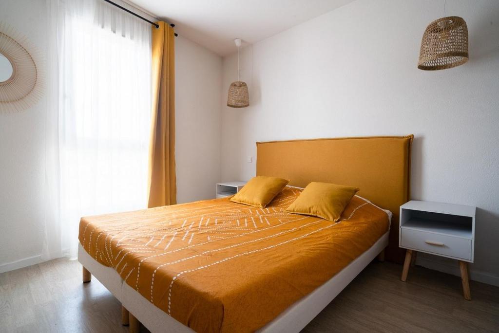 Joli Studio, Clim Proche Gare Et Centre Ville Лурд Екстериор снимка
